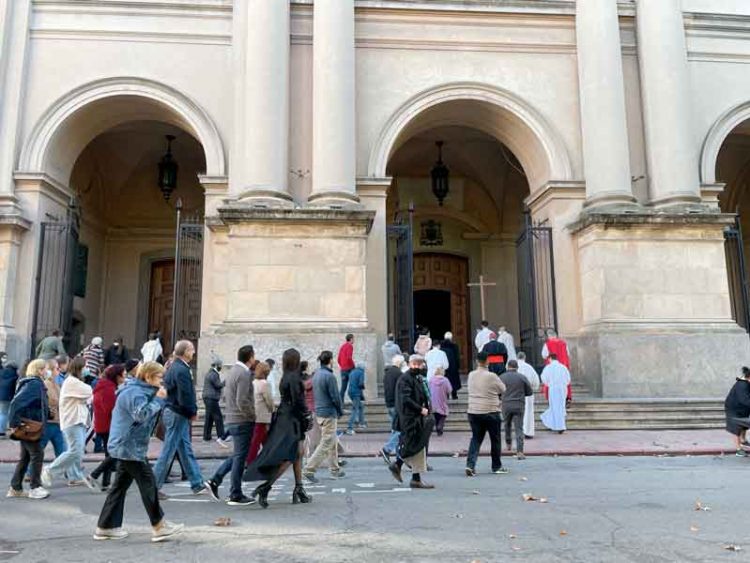 Referentes y fieles de la Iglesia anglicana, luterana y católica, rezaron juntos este Viernes Santo