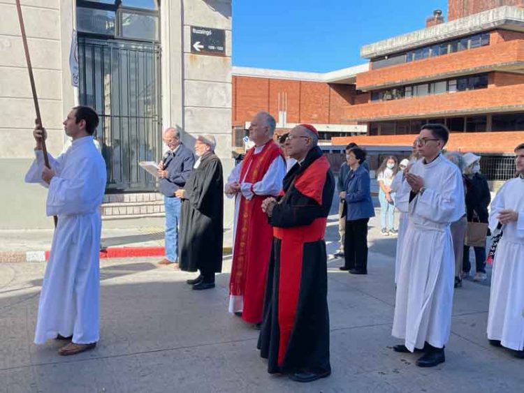 Referentes y fieles de la Iglesia anglicana, luterana y católica, rezaron juntos este Viernes Santo