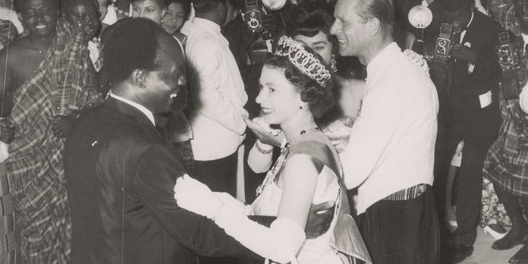 Son los países aliados o amigos los que terminan pagando el costo de las guerras: el caso de la libra esterlina