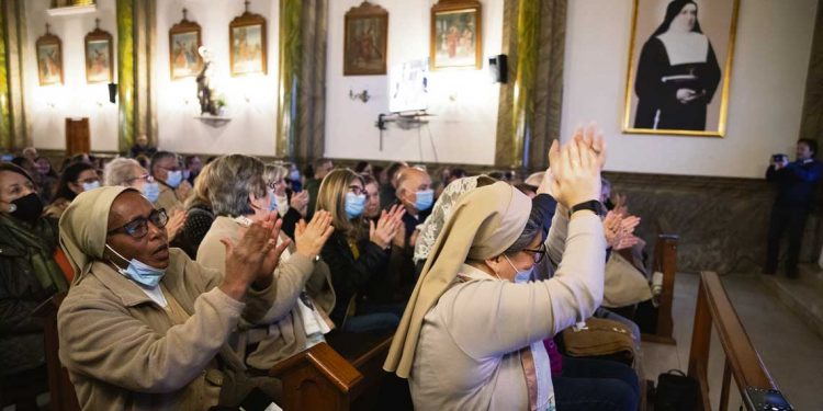 “La canonización de la madre Rubatto trae consigo un fresco aire de fe”