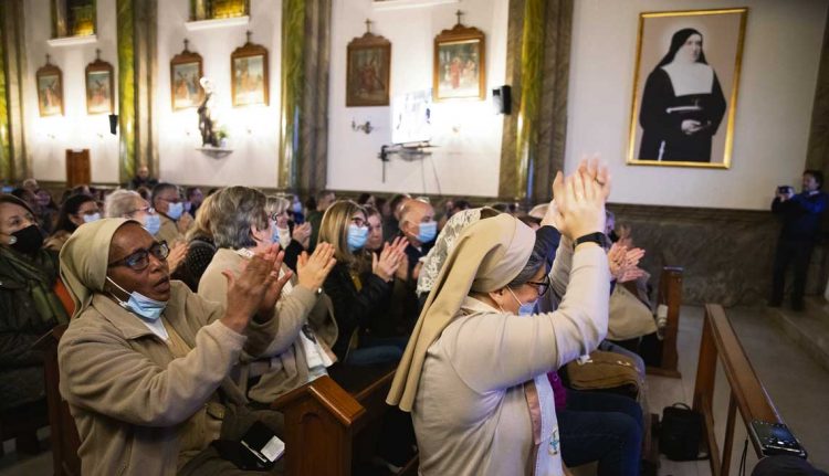 “La canonización de la madre Rubatto trae consigo un fresco aire de fe”