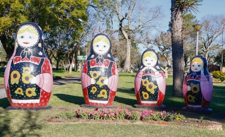 San Javier: La capital del girasol que busca salvaguardar su identidad eslava