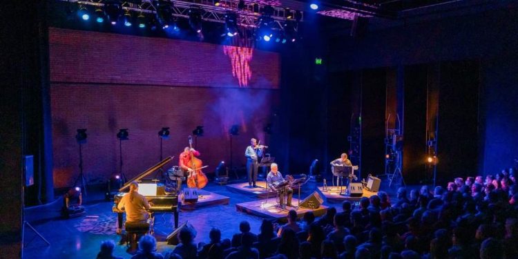 Simplemente Astor: Néstor Vaz Quinteto