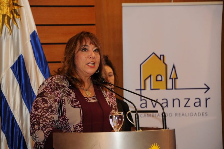 Plan Avanzar: ¿en qué consiste la iniciativa dirigida a 16.000 familias en asentamientos?