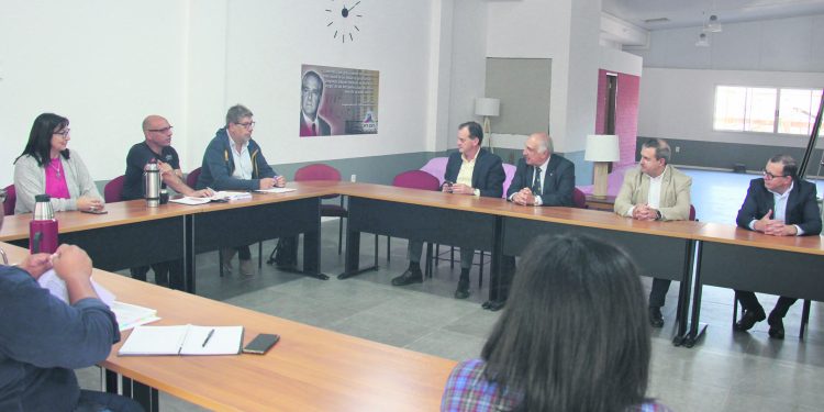 La insistencia de Cabildo Abierto por el diálogo empieza a lograr frutos