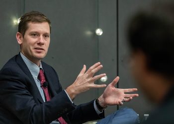 Un mundo más dividido geopolíticamente y más turbulento económicamente