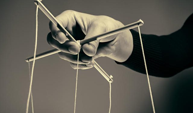 Manipulación del lenguaje