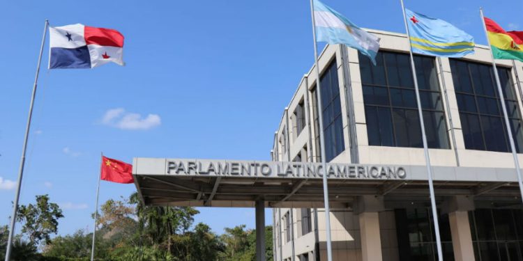 Parlamentarios latinoamericanos apuntan a un compromiso por la seguridad alimentaria