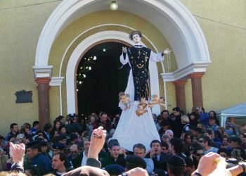 Llega el 3 de junio y nuevamente San Cono sale a recorrer las calles de Florida