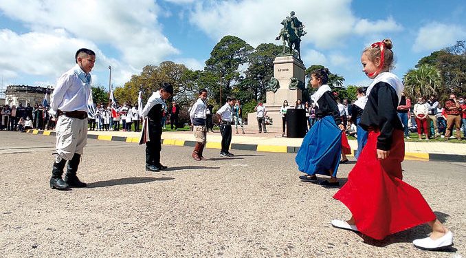 Artigas: La multiplicidad del prócer