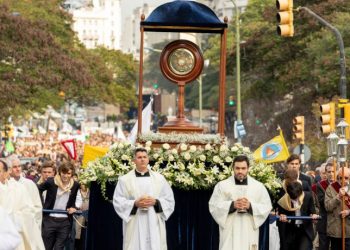 Luego de dos años vuelve la celebración de Corpus Christi por las calles de Montevideo