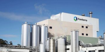 La leche en polvo se mantiene sobre los cuatro mil dólares