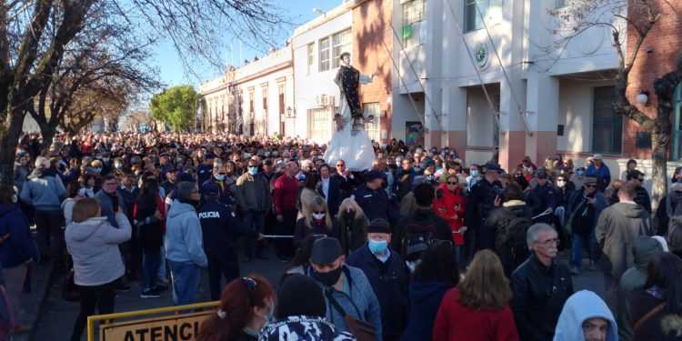 Una multitud acompañó la fiesta de San Cono luego de dos años de ausencia