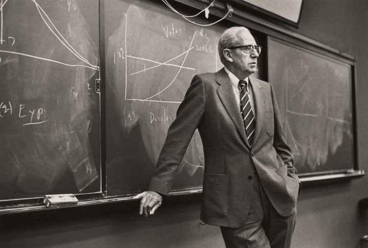 Stigler y su teoría económica de la regulación