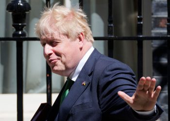Boris Johnson renuncia como líder del Partido Conservador