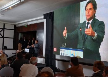 Uruguay pedirá ingresar al Acuerdo Transpacífico