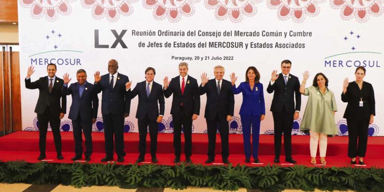 Mercosur cerró acuerdo con Singapur y confirmó baja de Arancel Externo Común