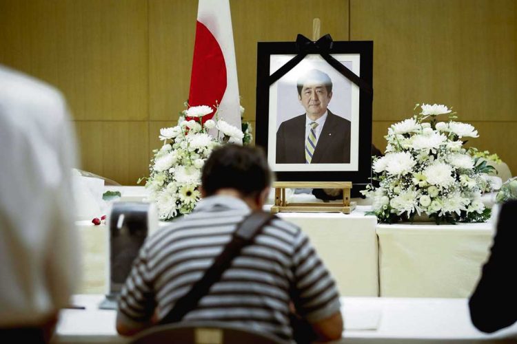 Conmoción por el asesinato de Shinzo Abe en Japón