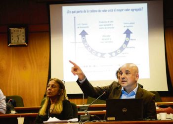 “La economía del conocimiento es clave para consolidar la transformación productiva del país”