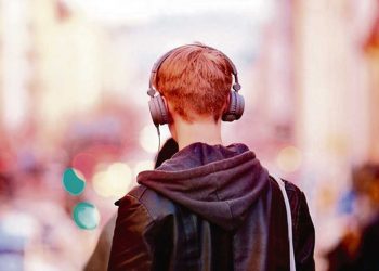 ¿Qué es el tinnitus y por qué cada vez más personas lo padecen?