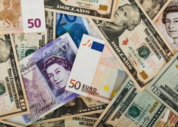 Aunque la mona se vista de seda