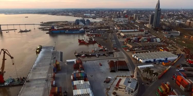 En junio las exportaciones crecieron lideradas por la soja