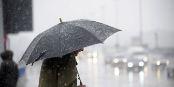 Tormentas y lluvias a mitad de la semana, luego vuelve el frío