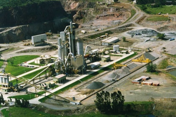 “Para las plantas de cemento de Ancap hoy se encara formar una sociedad y hay interesados”