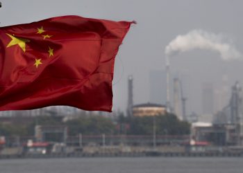 Déficit de refinerías en el mundo, salvo en China