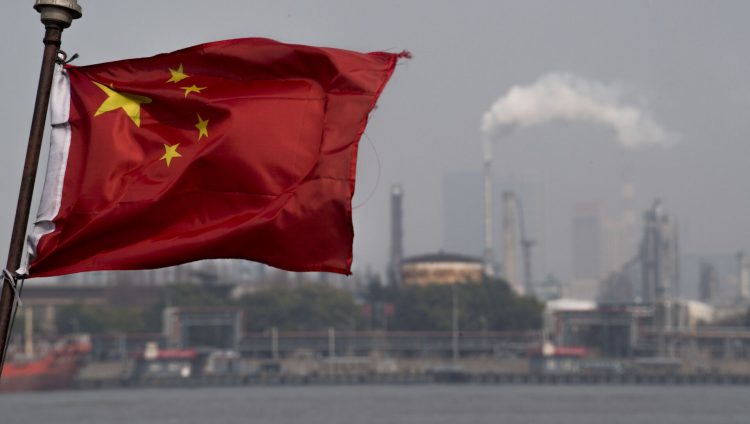 Déficit de refinerías en el mundo, salvo en China