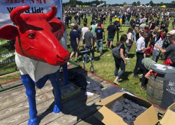 Élites globales se siguen pavoneando con la “sostenibilidad” en medio de crisis alimentaria