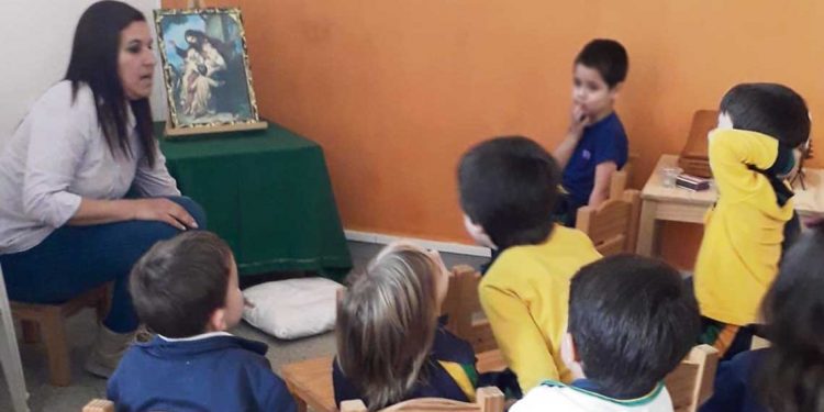 Las 10 de La Mañana: Adriana Maria Borba de la Cruz