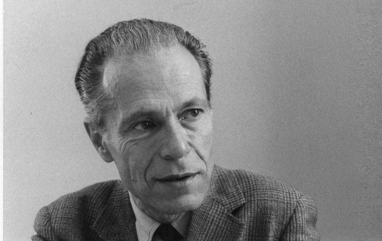 Hirschman y el ataque a la “fortaleza” del subdesarrollo