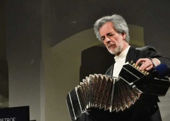 El maestro Ulises Passarella visita Uruguay y presenta cuatro conciertos de tango por estos días