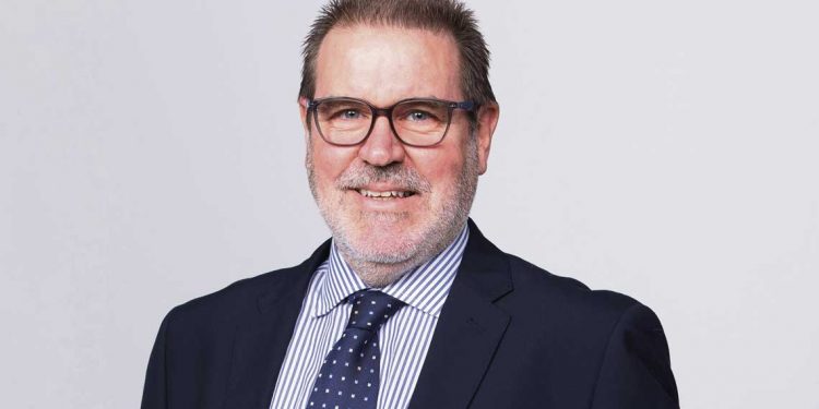 Surco cumple 30 años, brindando seguros y generando innovación