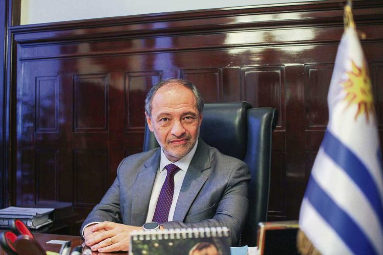 “La crisis financiera de 2002 tal vez fue la más compleja de la historia del Uruguay”