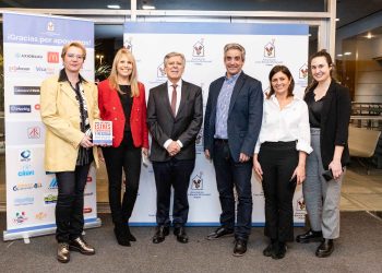 Casa Ronald McDonald y Editorial Planeta invitaron a la conferencia del Dr. Daniel López Rosetti