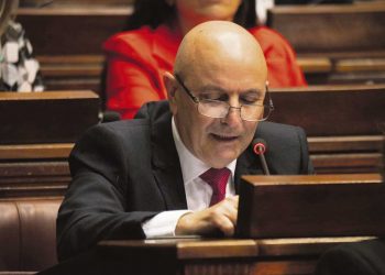 “Con la ley de eutanasia estamos matando al más pobre”