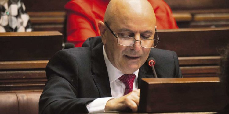 “Con la ley de eutanasia estamos matando al más pobre”