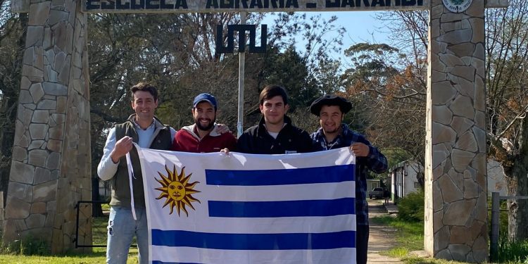 Tres estudiantes de Sarandí Grande participan de la Olimpíada Brasilera de Agropecuaria