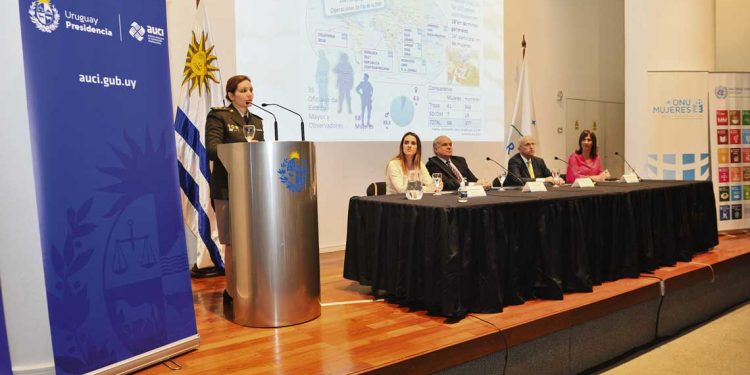 Uruguay logra respaldo para incrementar la participación de mujeres en Misiones de Paz