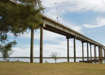 Preocupación y movilizaciones en la frontera ante la compleja situación del comercio y la industria