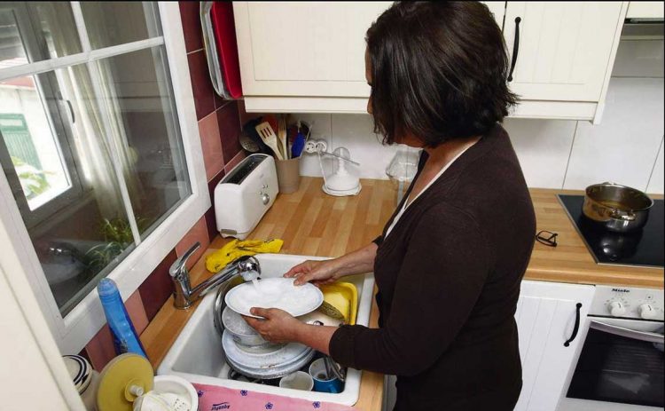 Jubilación para las amas de casa: con la discusión de la reforma vuelve un postergado reclamo