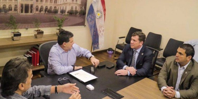 El fútbol y la nueva “gobernanza de avioneta”