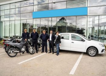 Car One Center donó vehículos y equipamiento a la Policía de Canelones