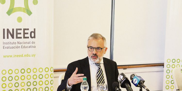 “Un problema muy grave son las fuertes diferencias entre lo que aprenden los sectores de menores ingresos y los de ingresos altos”