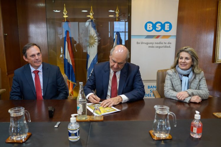 ACA firmó convenio con el Banco de Seguros del Estado