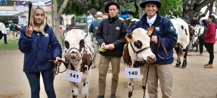 La Cabaña de la Escuela Agraria de Durazno presentó la Gran Campeona en la Expo San José