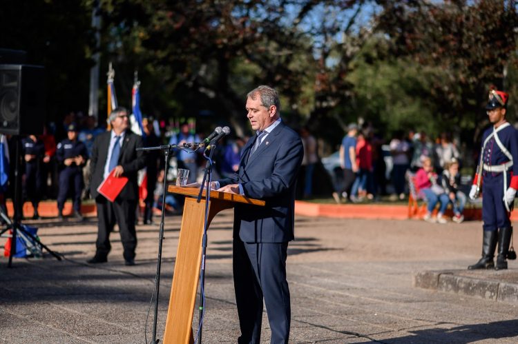 Con apelaciones a la unidad se celebraron los 197 años de la Batalla de Sarandí