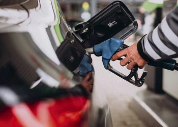 Ursea autoriza nuevas estaciones de servicio y los estacioneros ven incertidumbre por los vehículos eléctricos